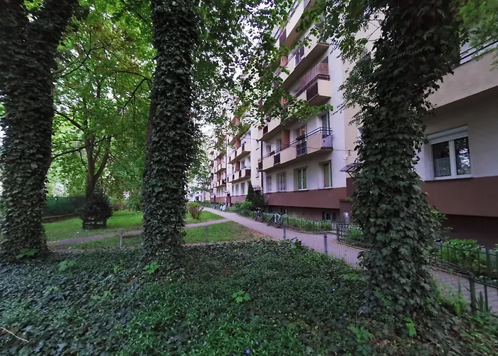 Na Muranowie - Mieszkanie Z Historia I In Muranow - A Flat With Warsaw History